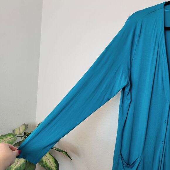 🚨NEW TORRID Blue Super Soft Knit Longline Snap Cardigan Sweater Size Large/12 - Picture 5 of 14